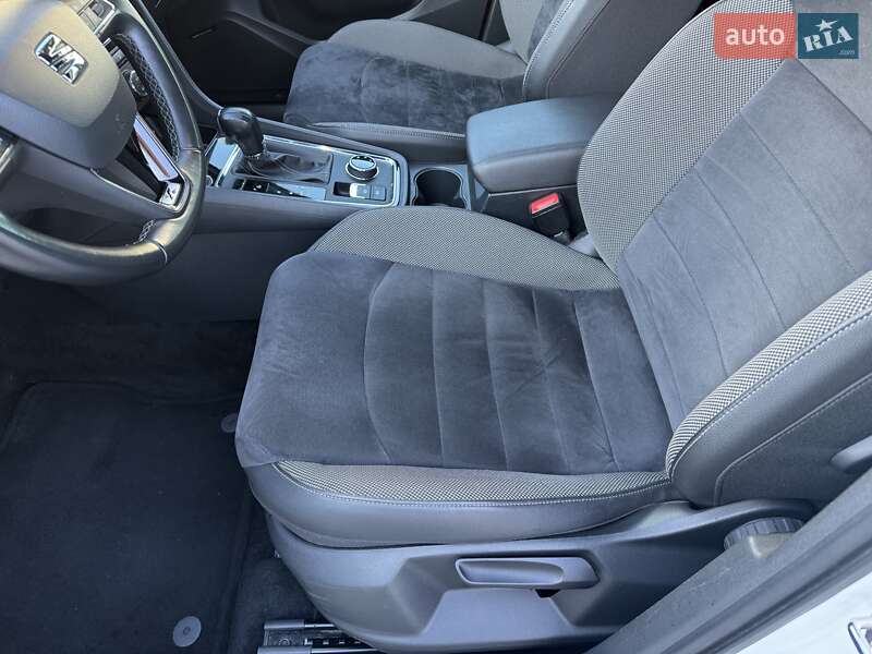 Внедорожник / Кроссовер SEAT Ateca 2017 в Житомире