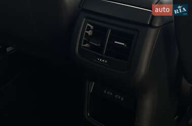 Позашляховик / Кросовер SEAT Ateca 2020 в 