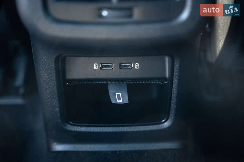 Внедорожник / Кроссовер SEAT Ateca 2019 в Киеве фото 44 Внедорожник / Кроссовер SEAT Ateca 2019 в Киеве