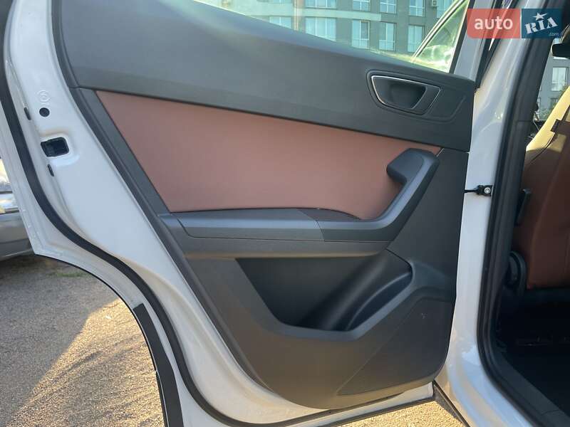 Внедорожник / Кроссовер SEAT Ateca 2016 в Львове фото 13 Внедорожник / Кроссовер SEAT Ateca 2016 в Львове