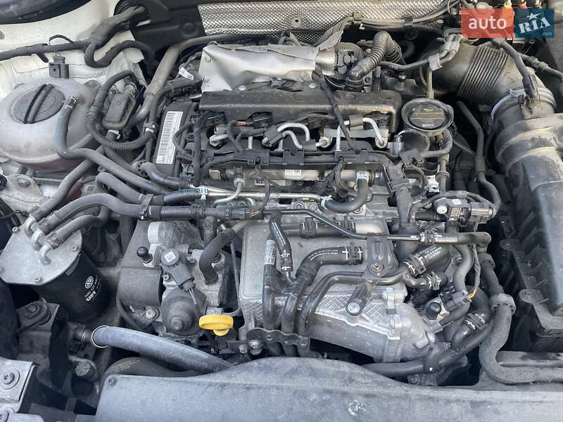 Внедорожник / Кроссовер SEAT Ateca 2016 в Львове фото 27 Внедорожник / Кроссовер SEAT Ateca 2016 в Львове