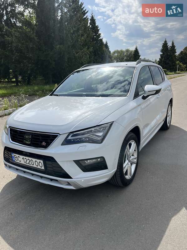 Позашляховик / Кросовер SEAT Ateca 2019 в 