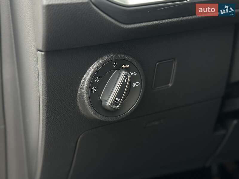 Позашляховик / Кросовер SEAT Ateca 2021 в Києві