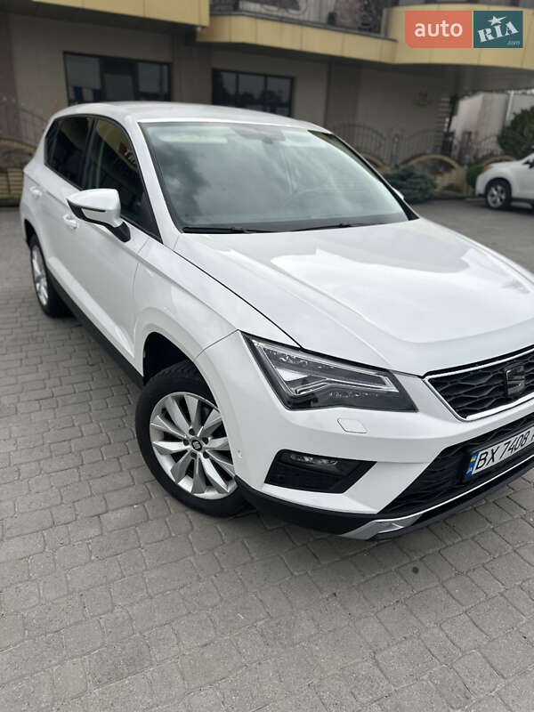 Внедорожник / Кроссовер SEAT Ateca 2019 в Староконстантинове