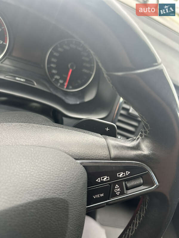 Внедорожник / Кроссовер SEAT Ateca 2019 в Староконстантинове