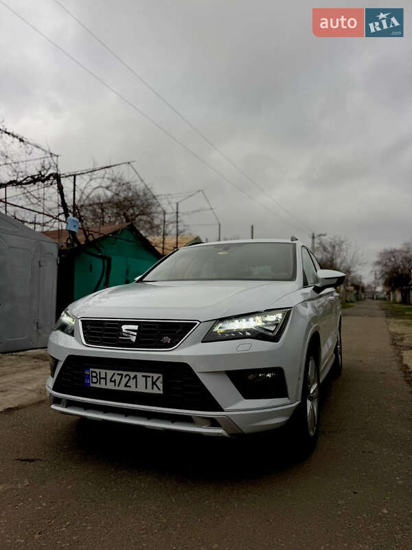 2019 Seat Ateca, VIN VSSZZZ5FZK6589670:plate — фото 1 (autoria)