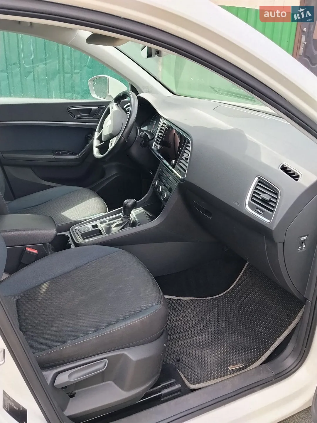 SEAT Ateca 2020 VIN VSSZZZ5FZL6576407 фото оголошення 3 з 5