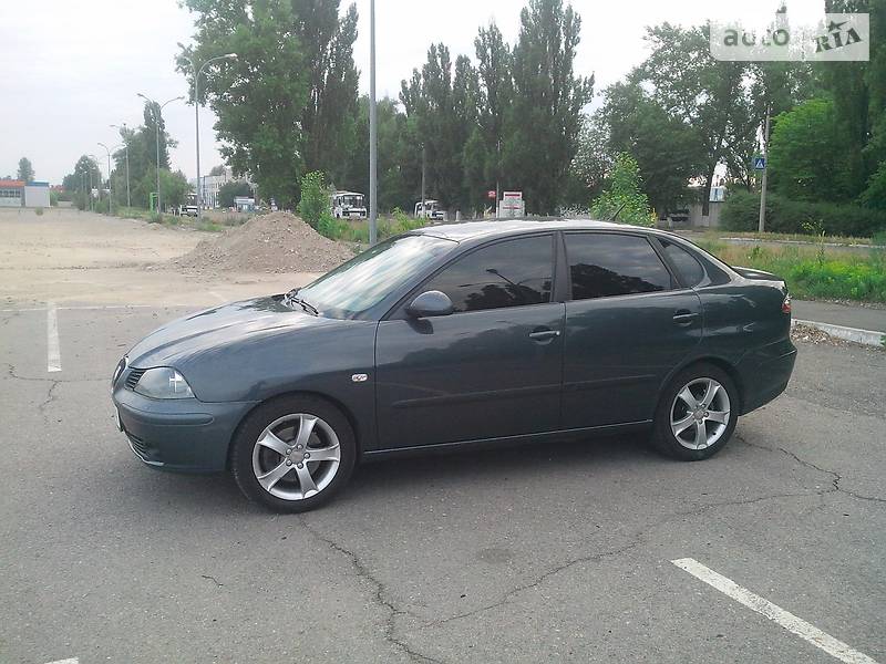 Седан SEAT Cordoba 2008 в Черкассах