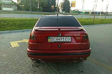 Седан SEAT Cordoba 1996 в Львове