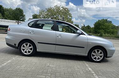 Седан SEAT Cordoba 2006 в Стрые