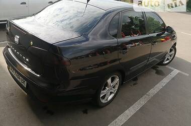 Седан SEAT Cordoba 2008 в Ніжині