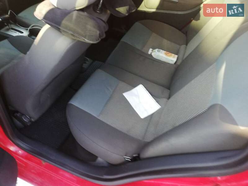 Седан SEAT Cordoba 2005 в Києві