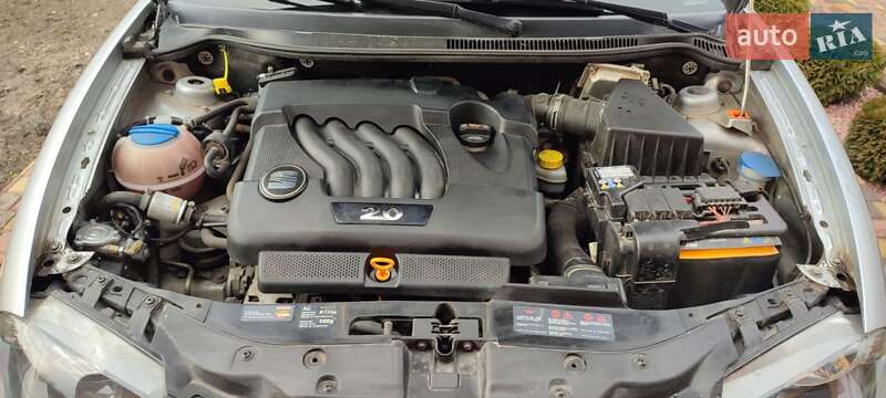 Седан SEAT Cordoba 2008 в Києві