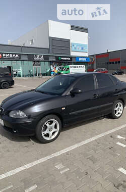 Седан SEAT Cordoba 2008 в Києві