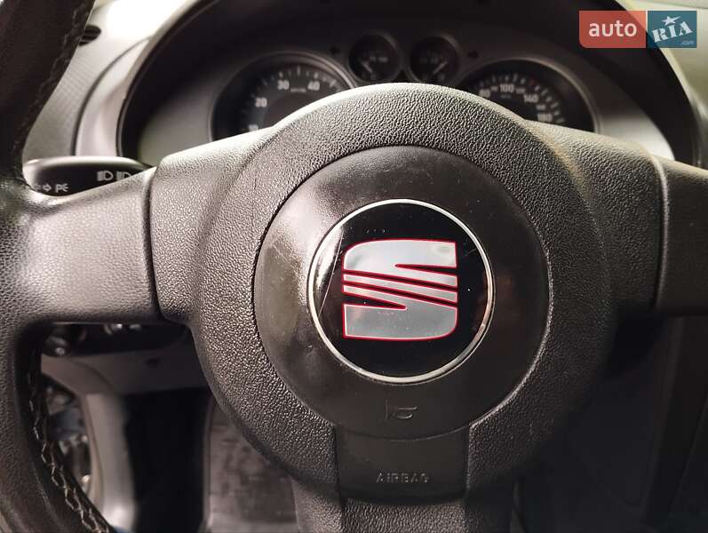 Седан SEAT Cordoba 2007 в Виннице
