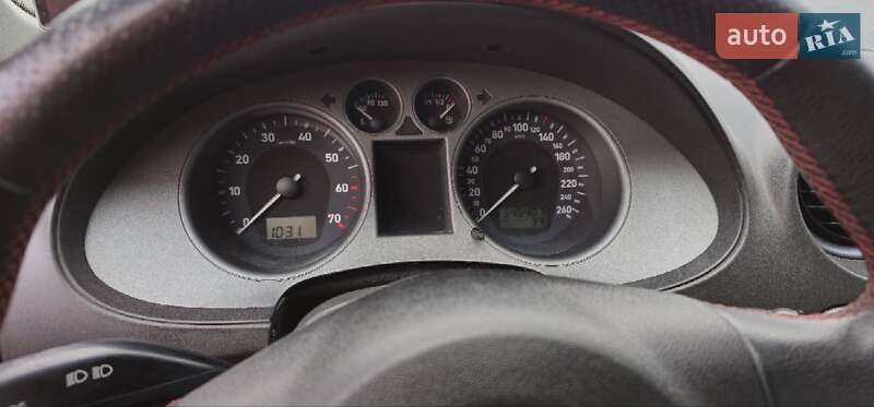 Седан SEAT Cordoba 2008 в Києві