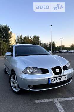 Седан SEAT Cordoba 2008 в Киеве