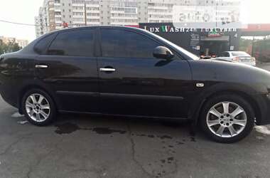 Седан SEAT Cordoba 2007 в Львове