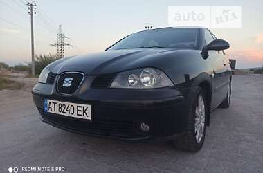 Седан SEAT Cordoba 2007 в Львове