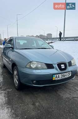 Седан SEAT Cordoba 2005 в Киеве