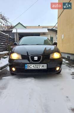 Седан SEAT Cordoba 2006 в Львове