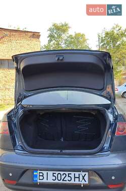 Седан SEAT Cordoba 2007 в 