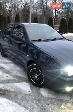 Седан SEAT Cordoba 1996 в Стебнику