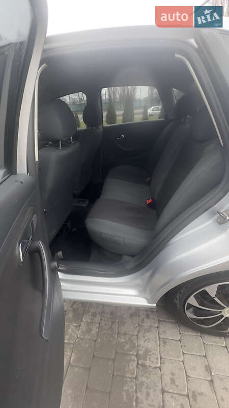 Седан SEAT Cordoba 2008 в Харькове