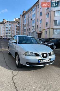 Седан SEAT Cordoba 2005 в Києві