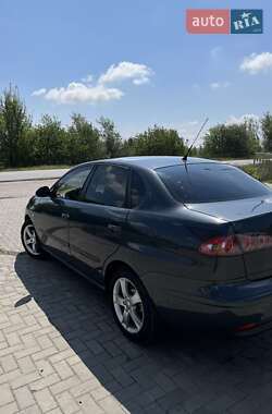 Седан SEAT Cordoba 2008 в 