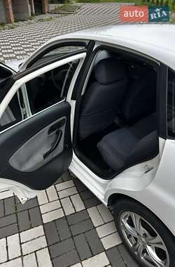 Седан SEAT Cordoba 2004 в 