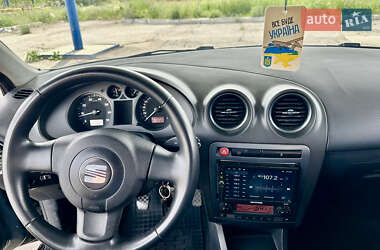 Седан SEAT Cordoba 2008 в 
