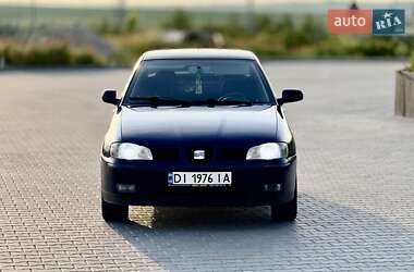 Седан SEAT Cordoba 2001 в 
