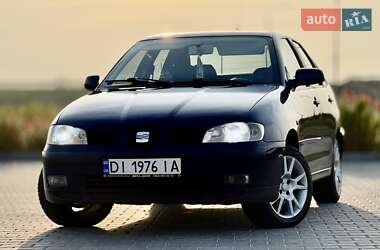 Седан SEAT Cordoba 2001 в 