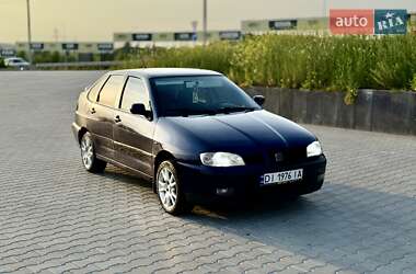 Седан SEAT Cordoba 2001 в 