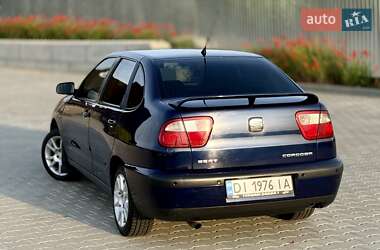 Седан SEAT Cordoba 2001 в 