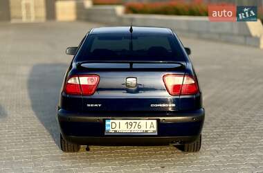 Седан SEAT Cordoba 2001 в 