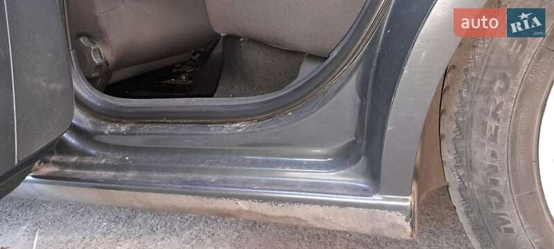 Седан SEAT Cordoba 2007 в Киеве