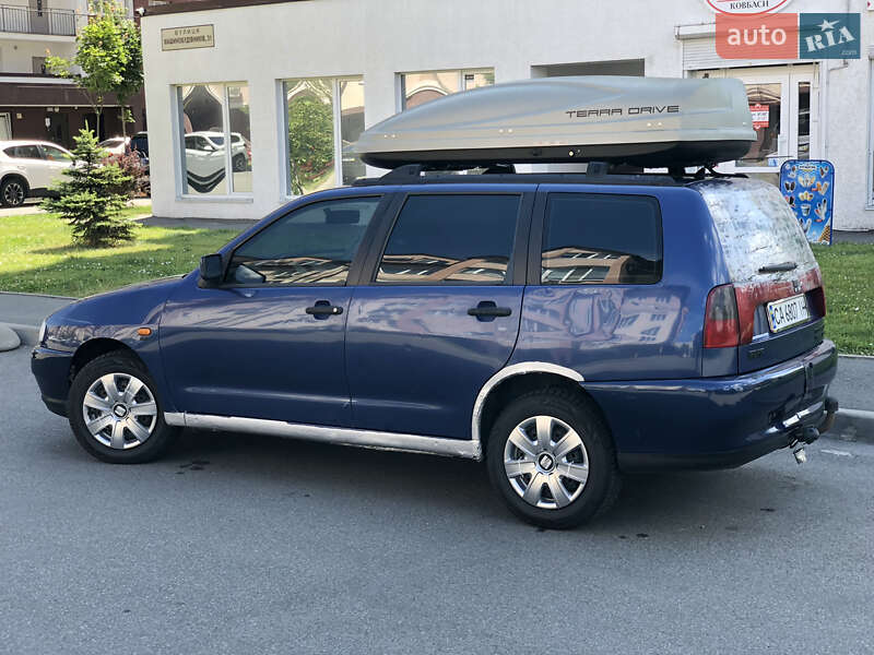 Универсал SEAT Cordoba 1998 в Киеве