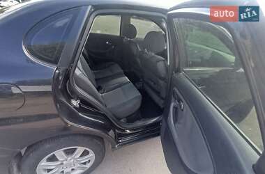 Седан SEAT Cordoba 2006 в 
