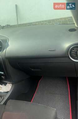 Седан SEAT Cordoba 2007 в 