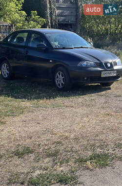 Седан SEAT Cordoba 2003 в Славгороді