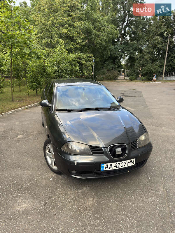 Седан SEAT Cordoba 2008 в Чернигове