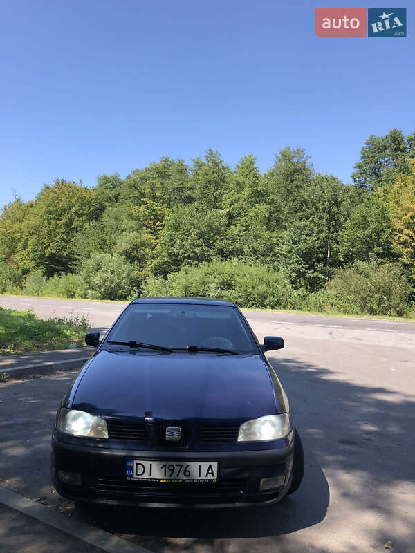 Седан SEAT Cordoba 2001 в Ивано-Франковске фото 2 Седан SEAT Cordoba 2001 в Ивано-Франковске