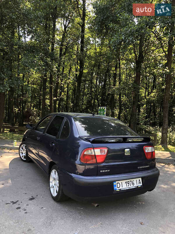 Седан SEAT Cordoba 2001 в Ивано-Франковске фото 3 Седан SEAT Cordoba 2001 в Ивано-Франковске