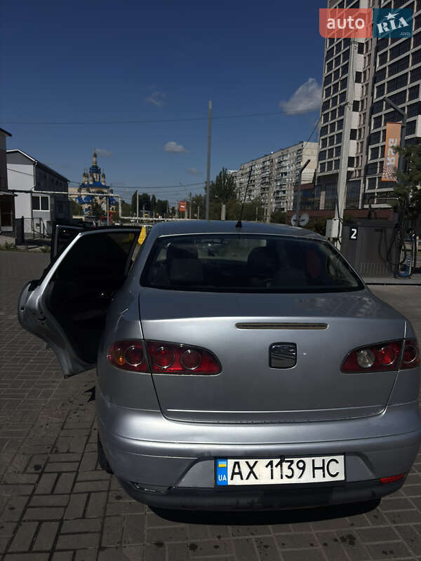 Седан SEAT Cordoba 2008 в Харькове