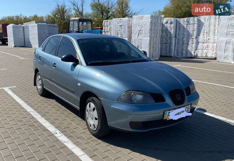 Седан SEAT Cordoba 2005 в 