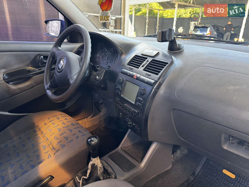 Седан SEAT Cordoba 2000 в Василькове фото 12 Седан SEAT Cordoba 2000 в Василькове