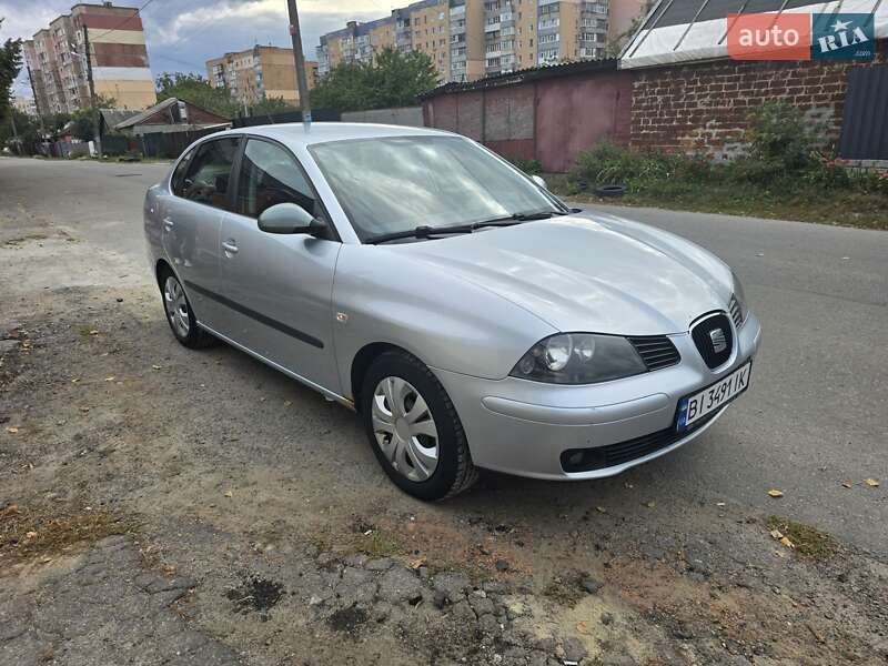 Седан SEAT Cordoba 2008 в Полтаве