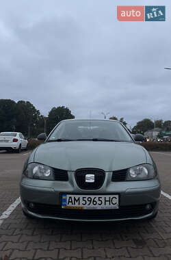 Седан SEAT Cordoba 2003 в 